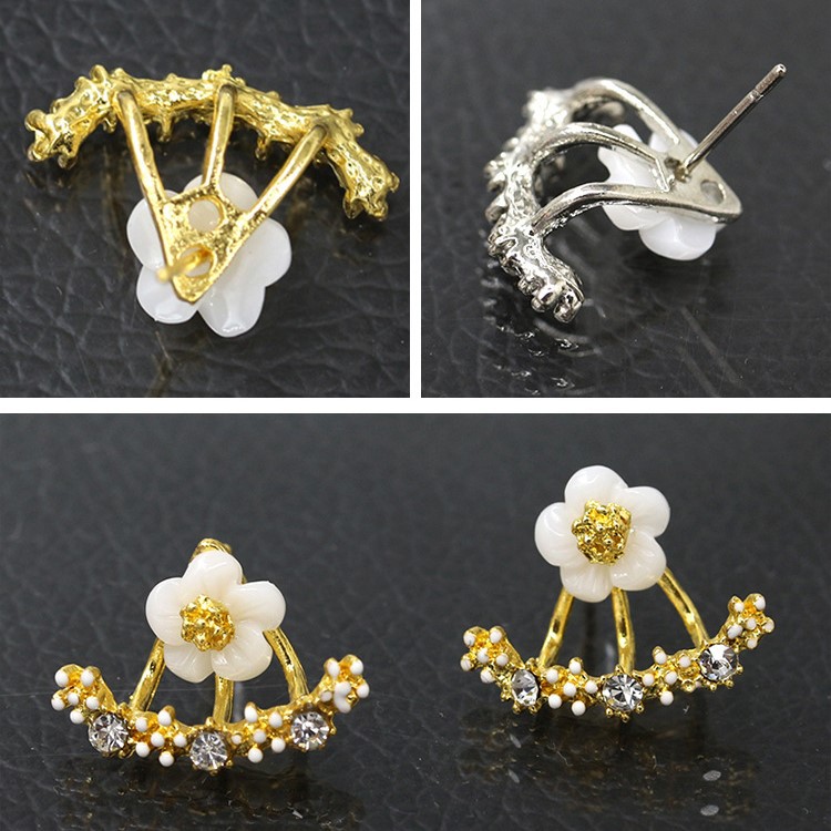 Khuyên Tai Hình Hoa Cúc Đính Đá Xinh Xắn Phong Cách Hàn Quốc