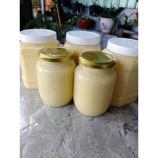 sữa ong chúa tươi sỉ lớn hũ thủy tinh 500g vừa khai thác nhé!