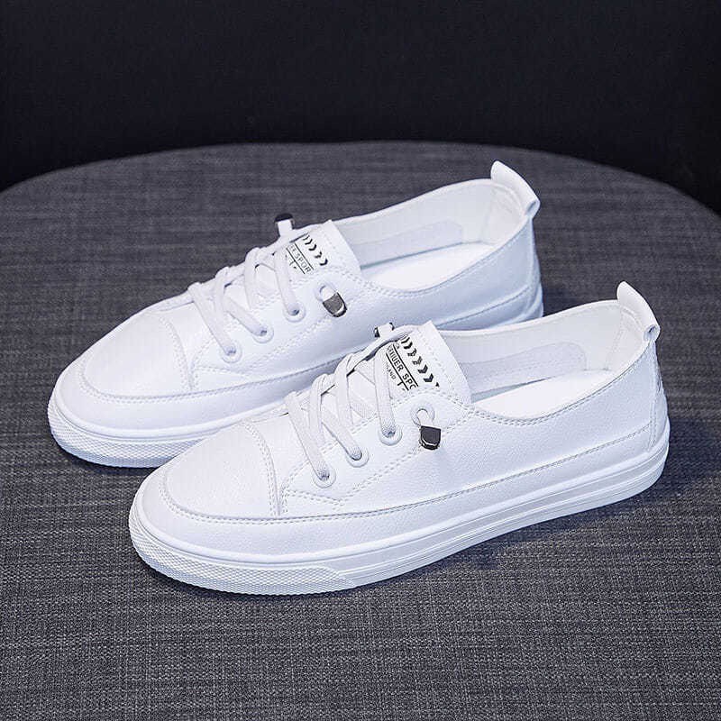 One foot small white shoes women's shoes new autumn 100 leather flat-bottomed breathable casual single shoes female stud