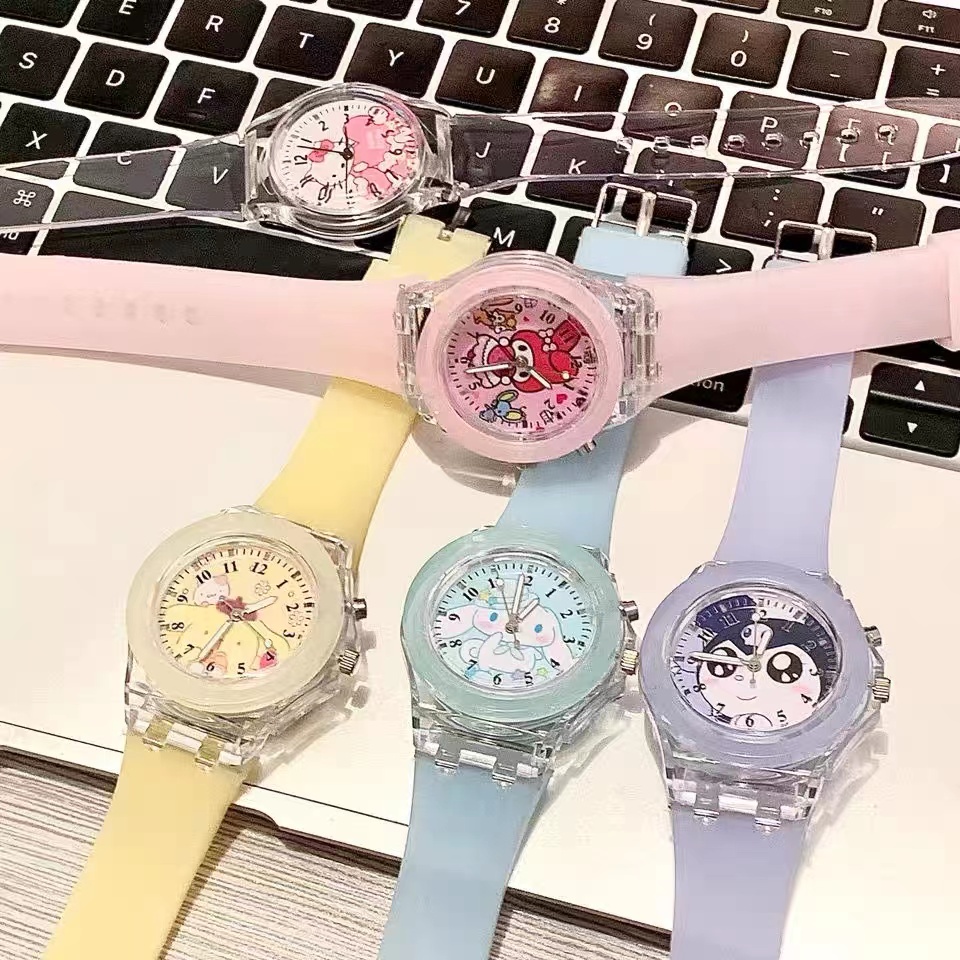 Đồng Hồ Đeo Tay Kuromi Cinnamoroll Có Đèn LED Phát Sáng Họa Tiết Hoạt Hình Dành Cho Nữ