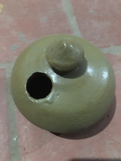 Bình đựng vôi-sản phẩm gốm phù lãng
