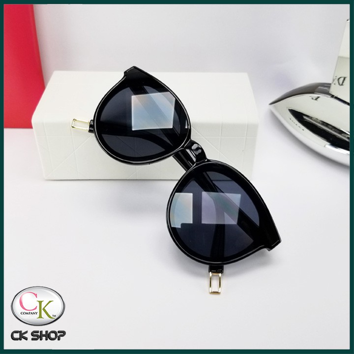 Mắt kính thời trang nữ - Kính chống tia UV - Tặng ví da đựng kính và khăn lụa | BigBuy360 - bigbuy360.vn