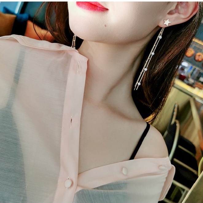 Khuyên tai tua rua dài phong cách Hàn Quốc