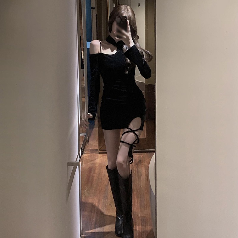 Đầm Ôm Trễ Vai Phong Cách Hàn Quốc Quyến Rũ Cho Nữ