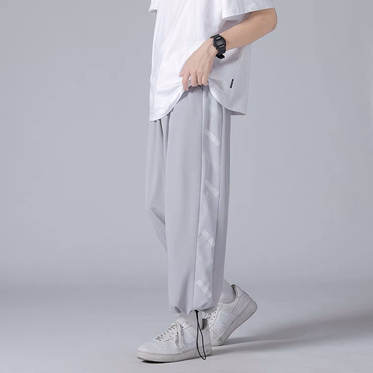 Quần jogger unisex ⚡ 𝐆𝐢́𝐚 𝐇𝐮̉𝐲 𝐃𝐢𝐞̣̂𝐭 ⚡ Quần ống rộng có dây rút ở gấu chất Umi thể thao, chất lì  không xù