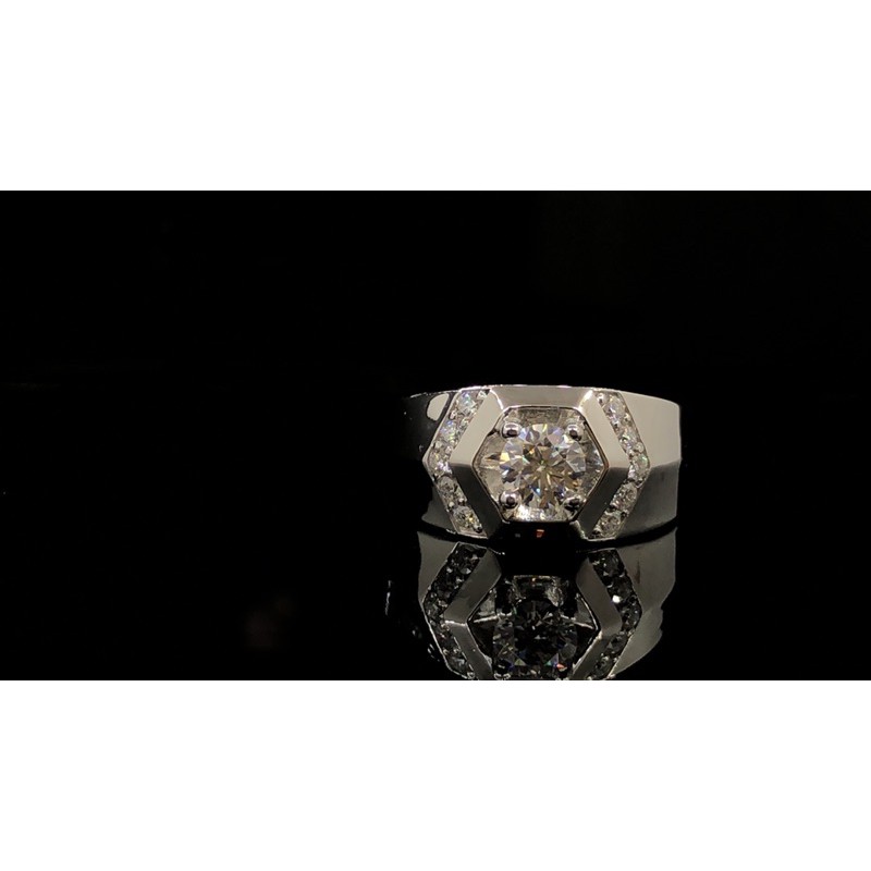 Nhẫn FULL moissanite: Chủ Moissan 5,5ly kiểm định+Tấm 2,0ly Moissan; Bạc mạ bạch kim