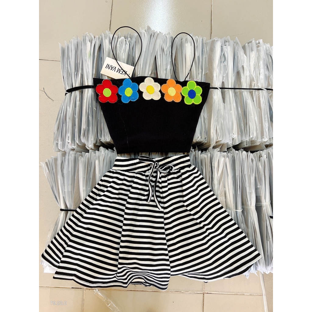 [HOT] Set Nữ Áo Hai Dây Nơ Siêu To + Quần Suông Ống Rộng Dập Ly Thiết Kế Trẻ Trung Tôn Dáng Siêu Xinh XQ253211