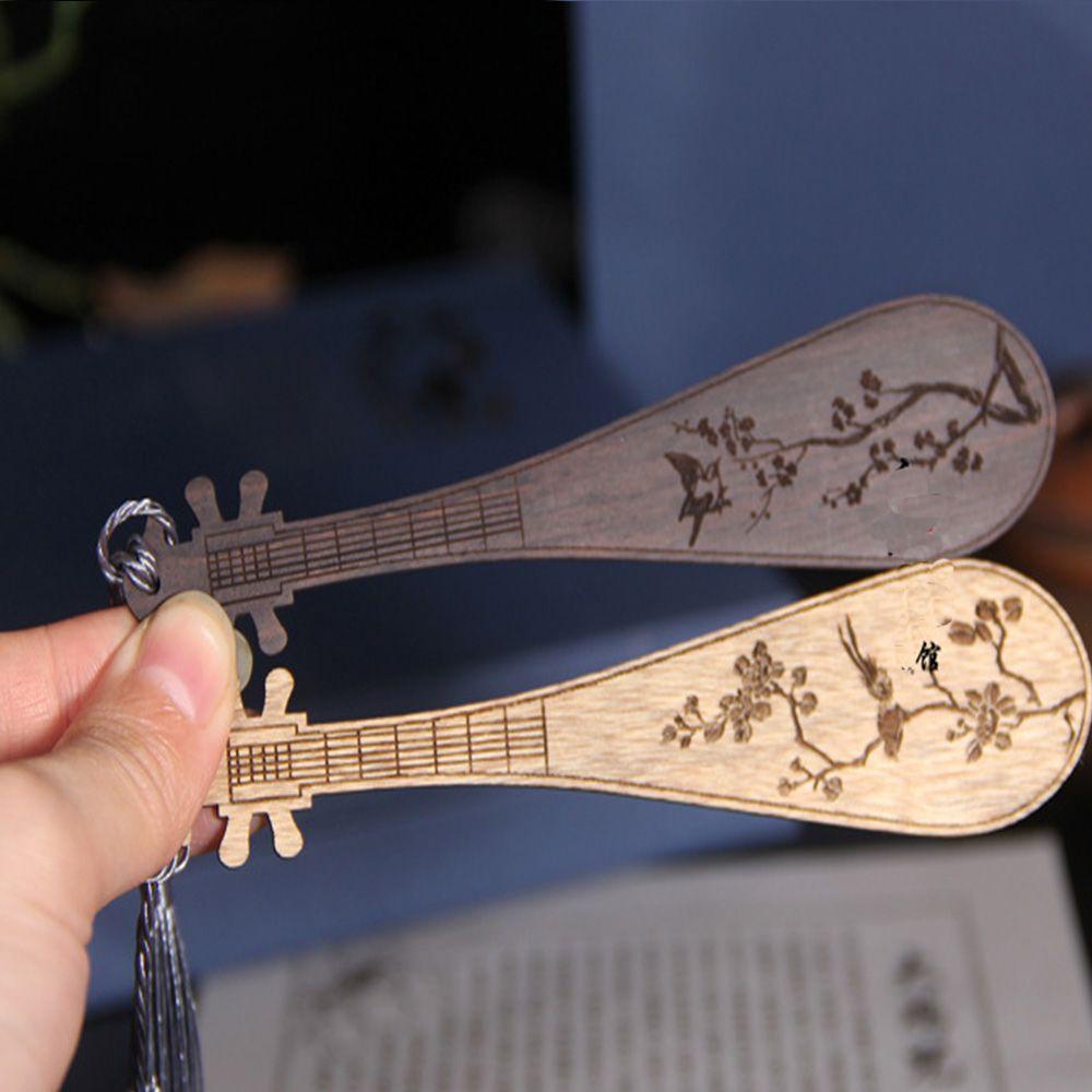 Kẹp Sách Bằng Tre Phối Tua Rua Phong Cách Retro