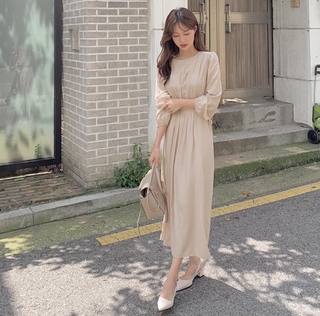 Đầm midi cổ tròn tay dài màu trơn xinh xắn 37435