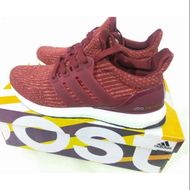 Giầy thể thao ultra boost