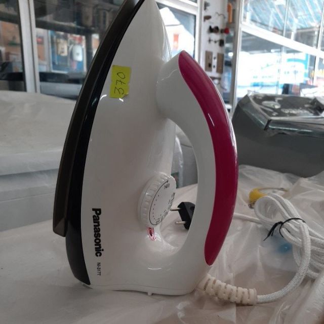 Bàn ủi khô Panasonic NI 317T