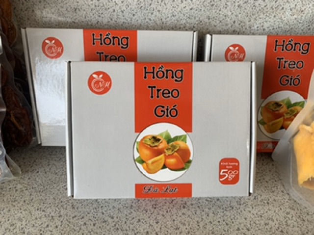 Hồng treo gió Đà Lạt 1kg | BigBuy360 - bigbuy360.vn