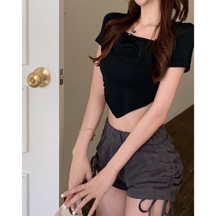 Áo Croptop Nữ Tay Ngắn Cổ Vuông WILA Hot Trend Cực Xinh Xắn Chất Thun Dày Dặn Mịn Mát Ôm Body Quyến Rũ Dễ Phối Đồ Loại 1 | BigBuy360 - bigbuy360.vn