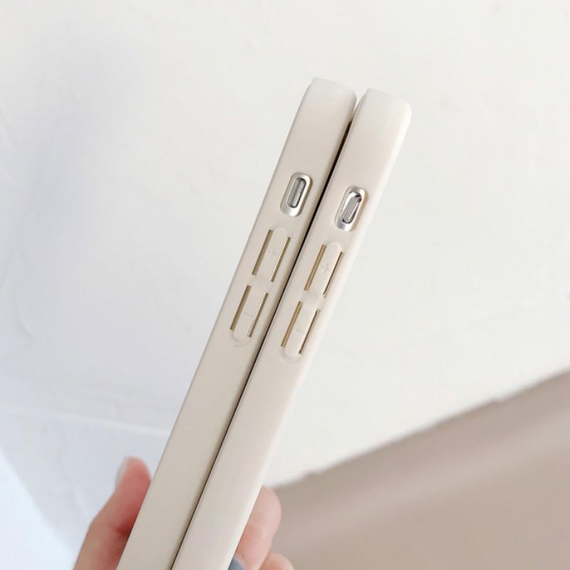Ốp lưng Thời Trang Bằng Silicone Mềm In Nhãn Hiệu Cho Iphone 12 / 11 Pro / Max / X / Xs Max / Xr / 8 / 7 Plus | BigBuy360 - bigbuy360.vn