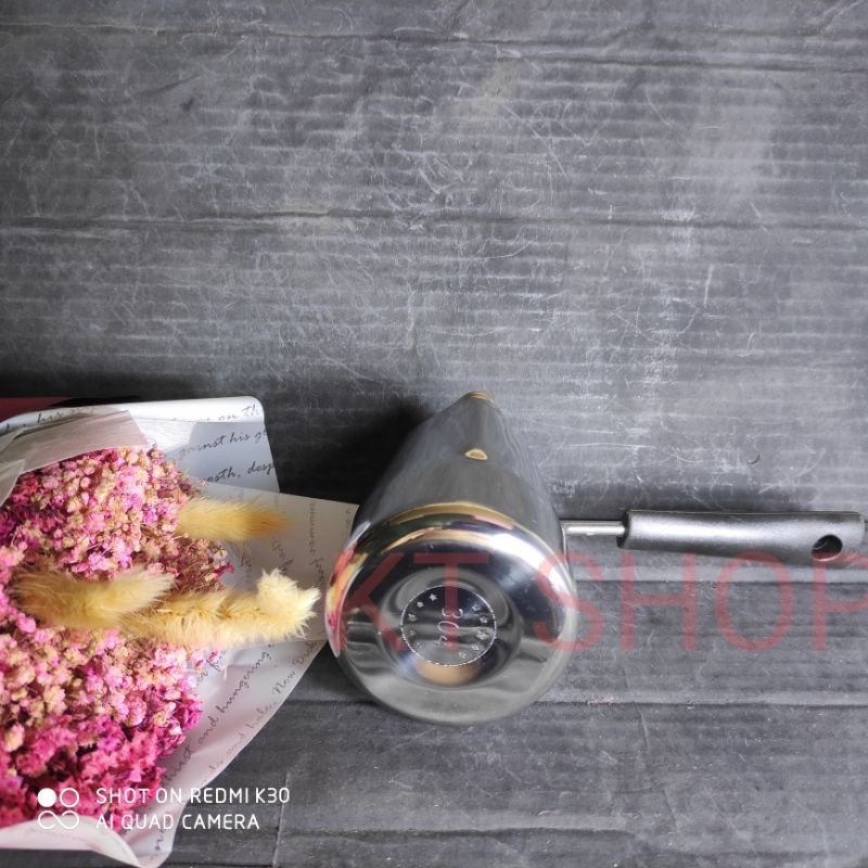 Ca rót inox có tay cầm