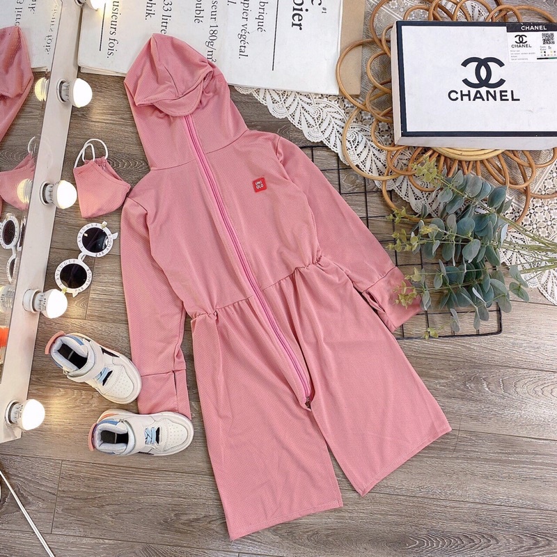 Áo nắng dáng dài cho bé