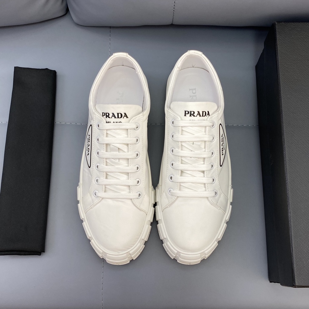 Giày sneakers nam cao cấp da thật PRADA thiết kế trẻ trung và hiện đại mang phong cách thể thao