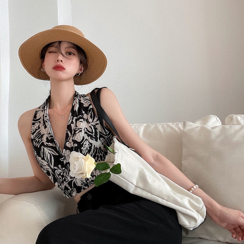 Áo Lửng Hai Dây Hở Lưng Dáng Ôm Thời Trang Mùa Hè Quyến Rũ Dành Cho Nữ