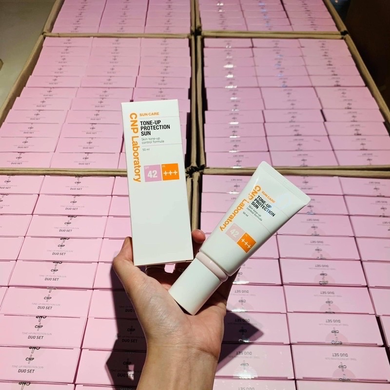 Kem Chống Nắng CNP Laboratory Tone Up Protection Sun Spf42 PA+++