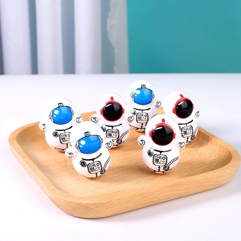 Lật đật mini -Đồ chơi cho bé Squid Game, Doraemon và phi hành gia cute dễ thương