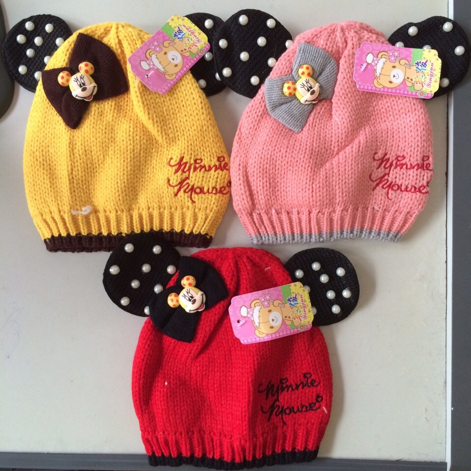 Mũ len Mickey cho bé gái