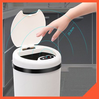 Thùng rác cảm ứng thông minh nhựa nắp lật tốt đẹp giá rẻ