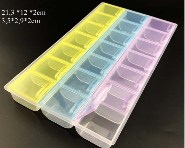 Khay đựng đá đính tiện dụng