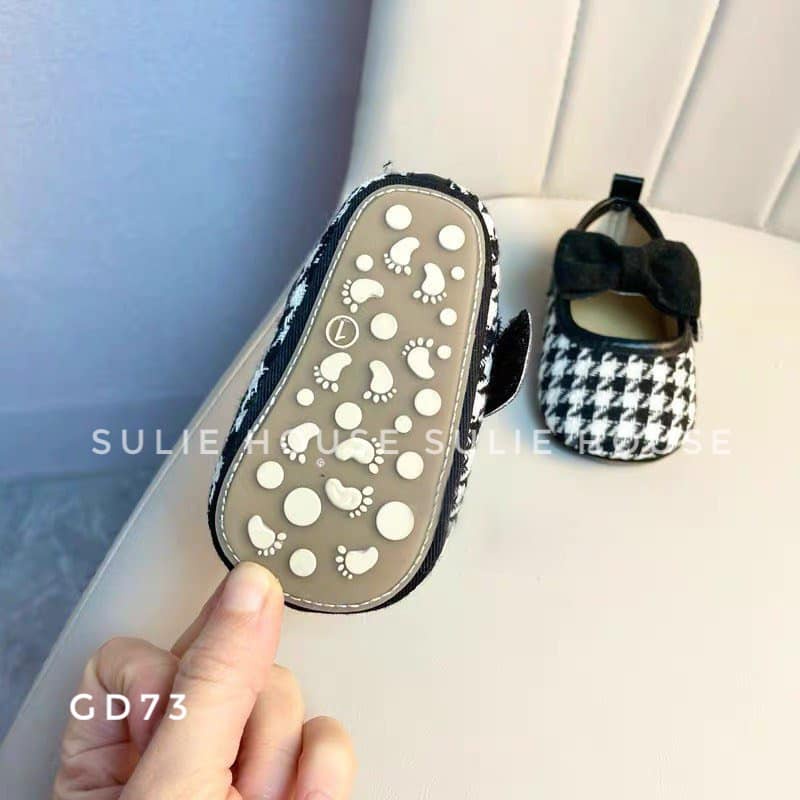 Giày tập đi búp bê đính nơ - GD73
