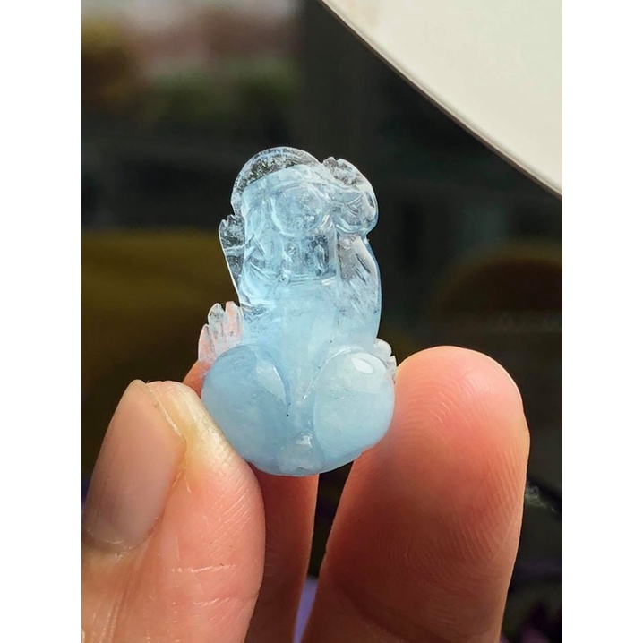 Mặt dây chuyền Tỳ Hưu phong thủy đá aquamarine