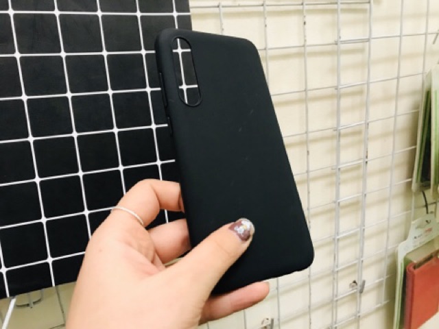 [ Vsmart Live/ BEe 3 ] Ốp dẻo đen loại chống bẩn cho Vsmart Live/ Vsmart Bee 3 | BigBuy360 - bigbuy360.vn