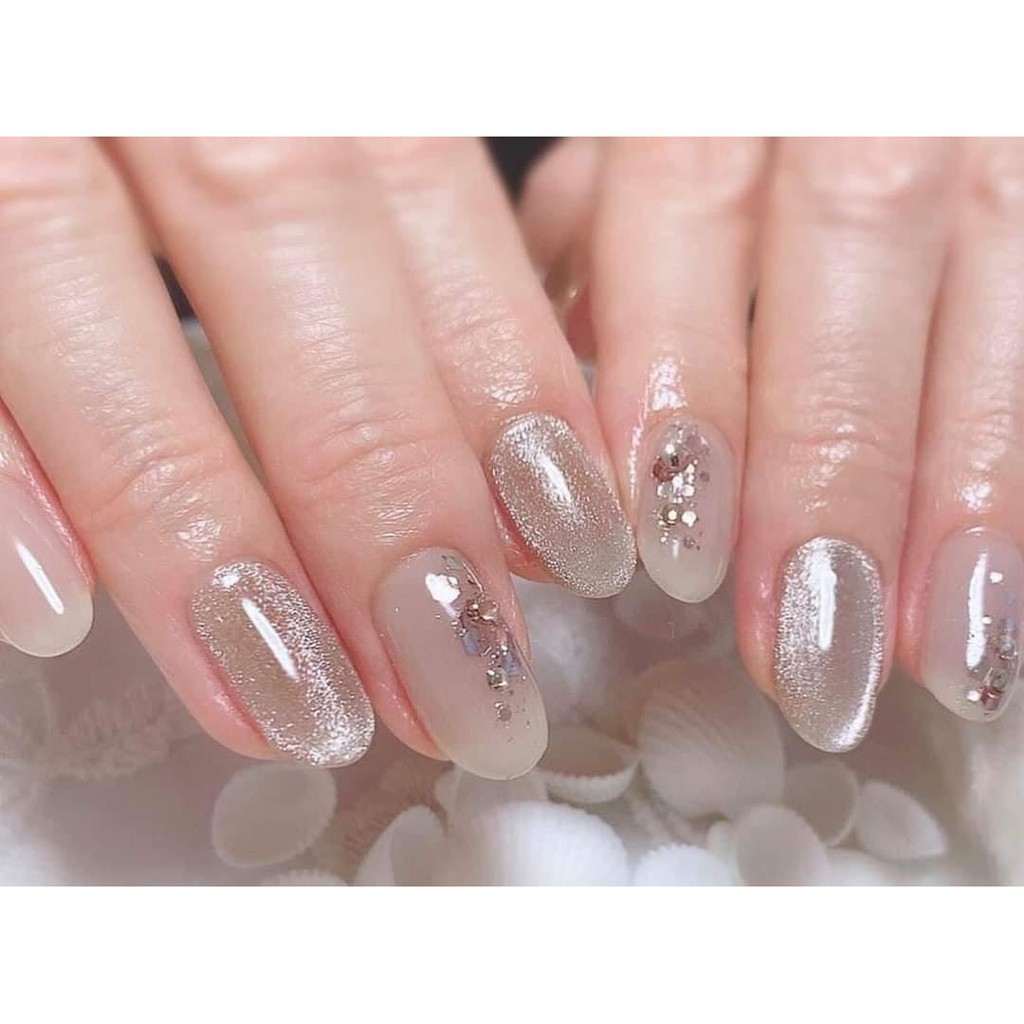 Sơn mắt mèo kim cương siêu sáng màu bạc BNS 15ml