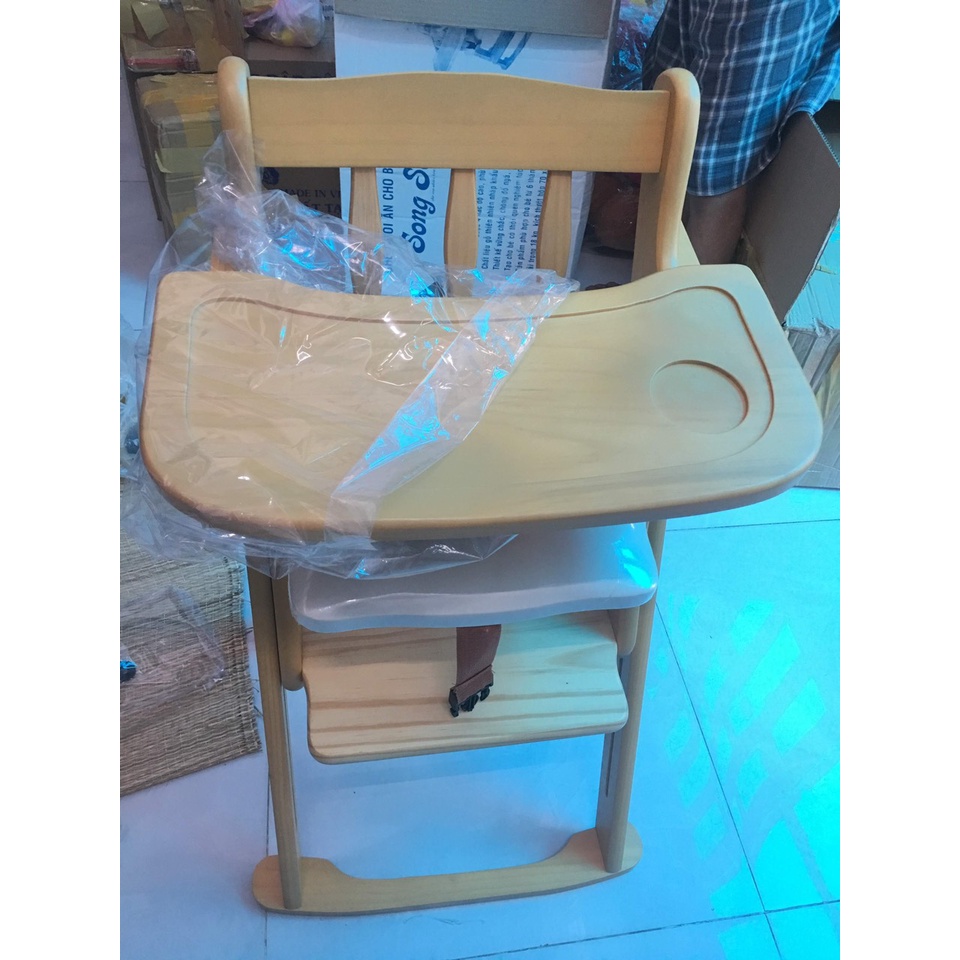 Ghế gỗ ăn dặm