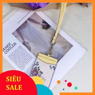 Thẻ đeo nhân viên