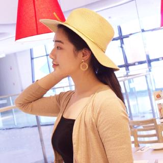 Bông tai phong cách Hàn Quốc