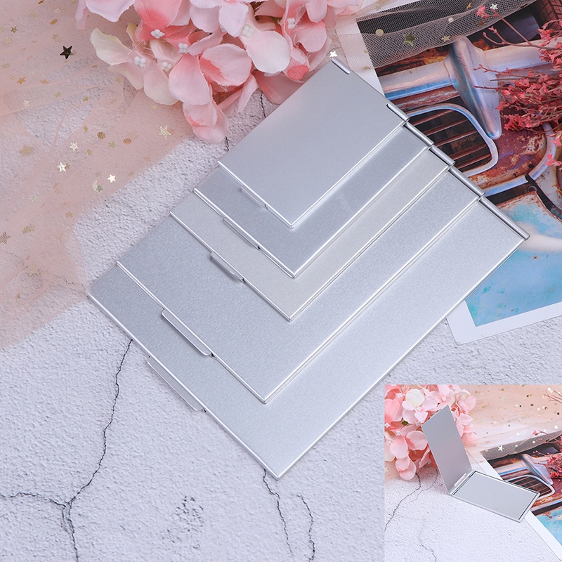 Gương trang điểm siêu mỏng gấp gọn tiện dụng