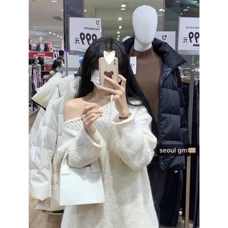 Áo len trễ vai