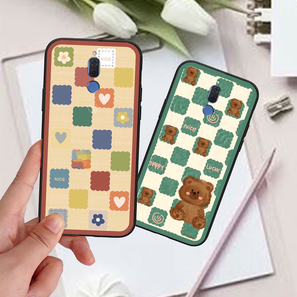 Ốp Huawei Nova 2i / nova 7i in hình gấu caro đen trắng dễ thương siêu bền
