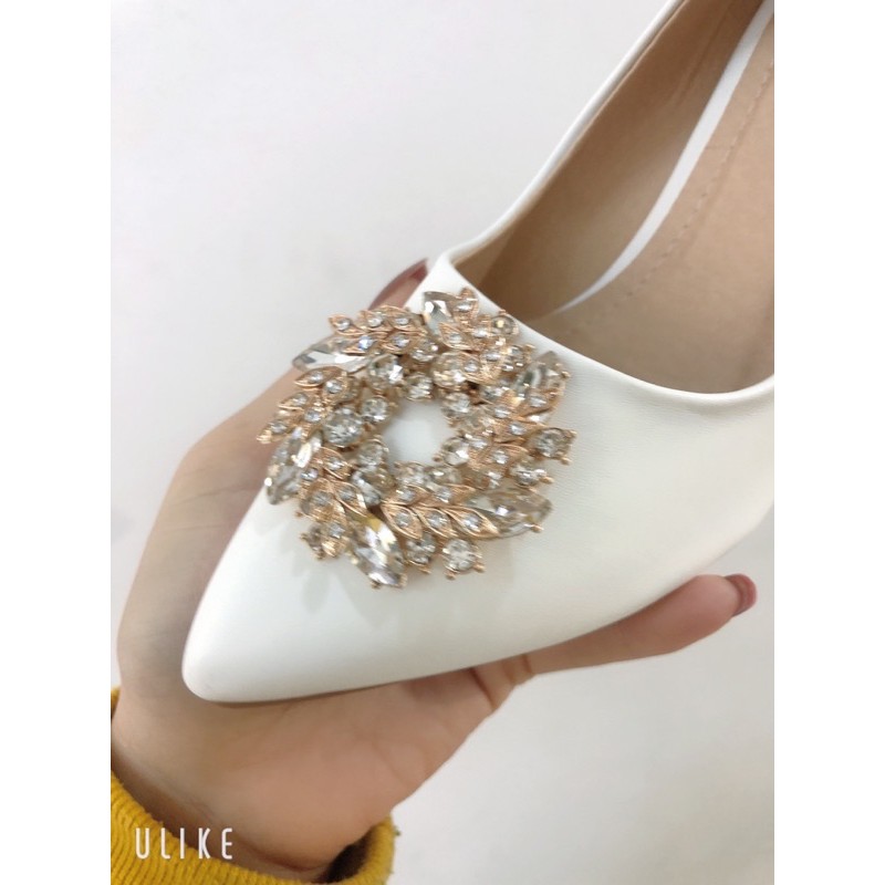 BEESHOES - GIÀY CAO GÓT NỮ MŨI NHỌN ĐÁ TRÒN - GIÀY CAO GÓT NỮ GÓT NHỌN CAO 7 PHÂN SẴN MÀU ĐEN - KEM - TRẮNG 201189