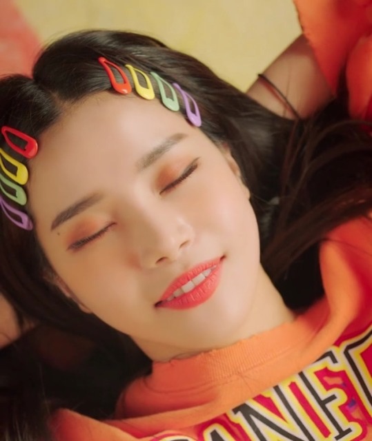 [ORDER 10DAYS] CẶP TÓc HÌNH GIỌT NƯỚC HÀN QUỐC GIỐNG MAMAMOO SOLAR <gogobebe>