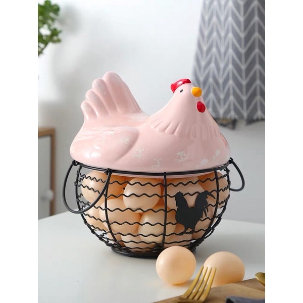 Giỏ gà đựng trứng