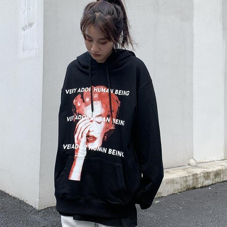 ₪♕๑ Áo hoodie nỉ dáng rộng in hình nhân vật Mỹ ins hàng mới dành cho nam và nữ
