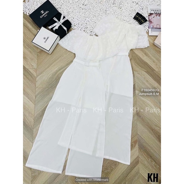 Jumpsuits trắng bi nổi