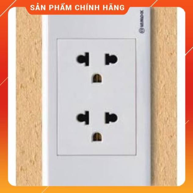 Ổ cắm đôi 3 chấu Sino