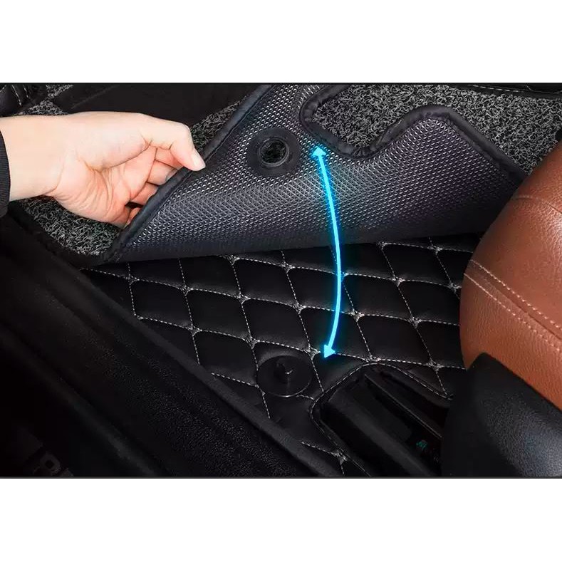 Thảm lót sàn ô tô 5D, 6D Toyota Innova 2017 - 2021 không mùi, chống nước, trải kín sàn xe