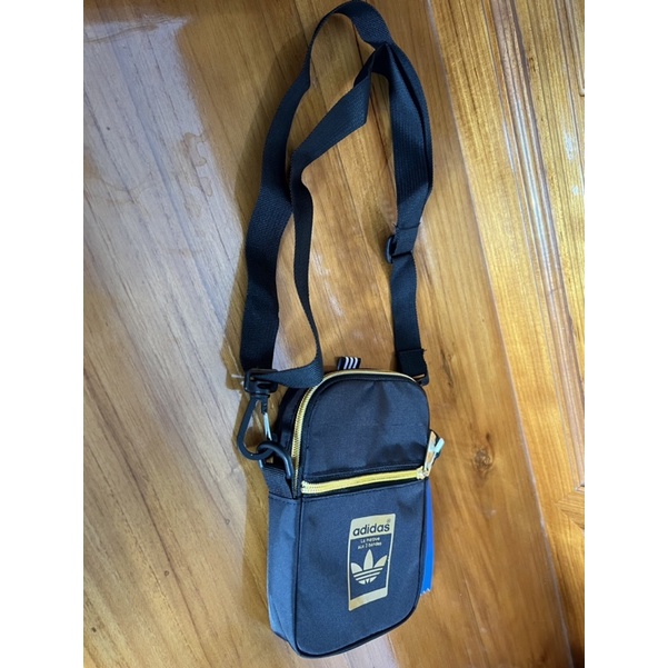 Túi đeo chéo mini Adidas