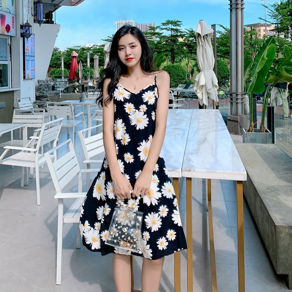 Váy 2 Dây Hoa Nhí Chất Voan Lụa Mát Mịn Đủ Size Hot Hit VE