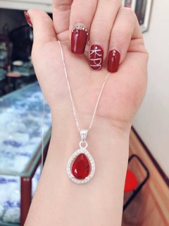 Dây chuyền nữ mặt giọt lệ to