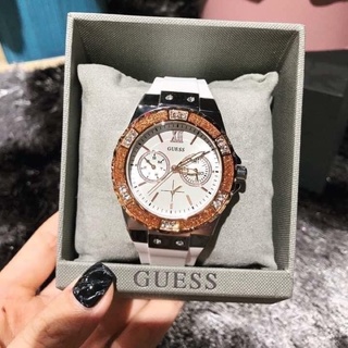 Đồng hồ guess nữ dây silicon bền đẹp, thiết kế sang trọng, trẻ trung, chống nước bảo hành 12 tháng