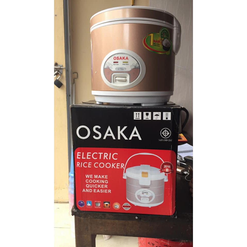 Nồi cơm điện OSAKA 1,8L