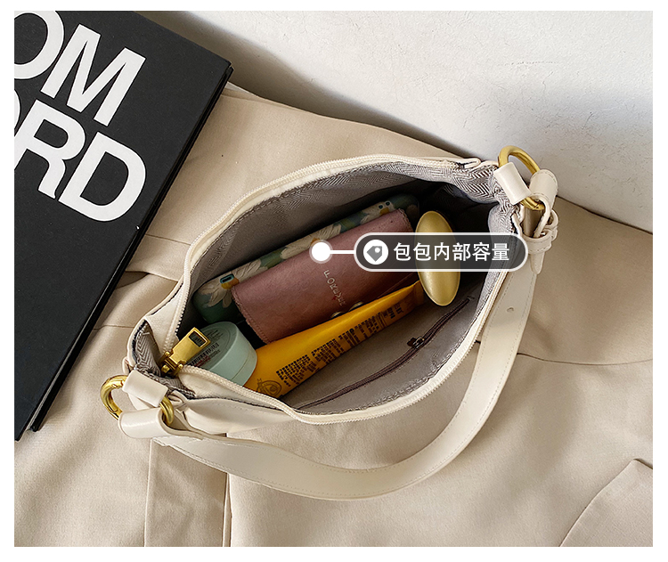 Túi xách đeo vai phong cách 2021 cho nữ IELGY